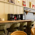 Le Central Boutique Hotel 